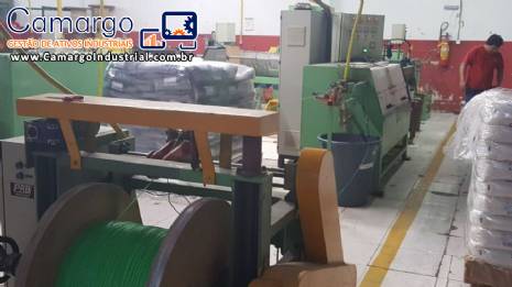 Extrusora de fios pl�sticos PRB