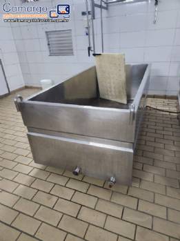 Tanque encamisado em a�o inox para fabrica��o de queijos 1500 litros