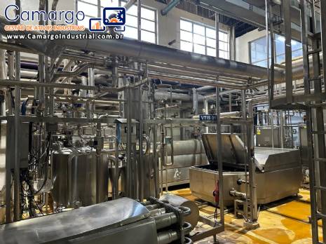 Sistema UHT VTIS Tetra Pak processamento assptico esterelizao leite lcteos 13.000 litros / hora