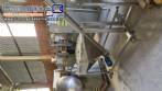 Rosca transportadora helicoidal inclinada com silo em inox