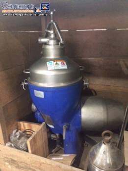 Centrifuga em inox Alfa Laval Centrifuga em inox Alfa Laval