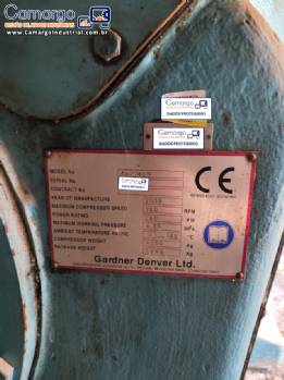 Compressor de ar de alta pressão isento de óleo 3 estágios 260 kW Gardner Denver Belliss & Morcom modelo VH21 H3N Compressor de ar de alta pressão isento de óleo 3 estágios 260 kW Gardner Denver Belliss & Morcom modelo VH21 H3N