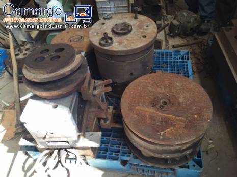 Molde para injeção de balde com 20 litros Molde para injeção de balde com 20 litros