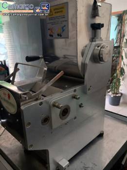Produtora conjugada extrusora de massas longas frescas raviolli ravioleteira La Monferrina PNueva Produtora conjugada extrusora de massas longas frescas raviolli ravioleteira La Monferrina PNueva